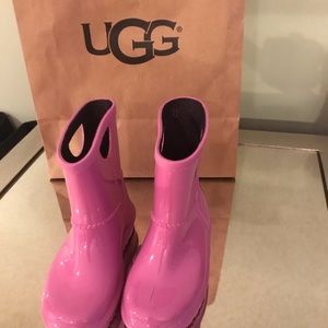 UGGS rain boots size 8 brand new